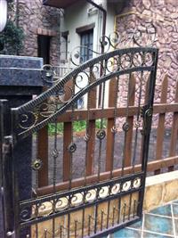 成都电动铁艺门